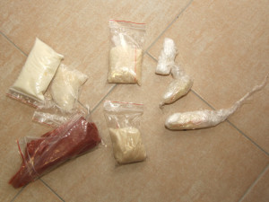 Ohromný protidrogový zásah na Šumpersku: pro gang šly zásahovky, jeden pachatel je na útěku