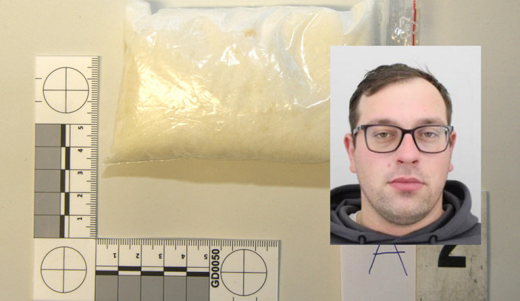 Policisté pátrají po třicetiletém Adamu Michalovi