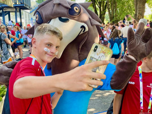 Na Andrově stadionu odstartovala největší sportovní akce regionu. Olympiáda dětí a mládeže