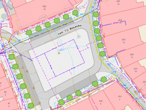 Současná vedra nesnesitelně rozpalují ulice a náměstí. Přerov chce do centra dostat více zeleně