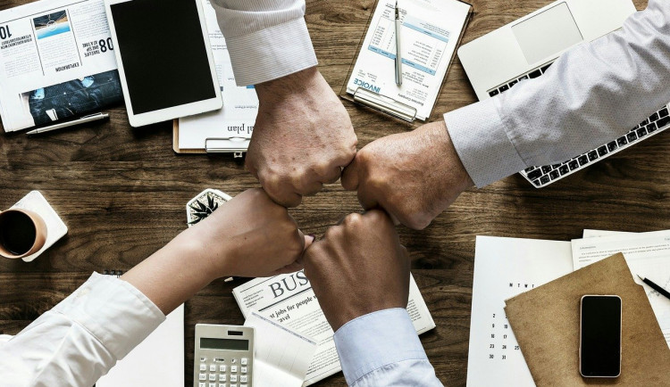 teamwork-gf95e475a2_1280