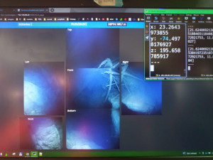 Robot poslal důležitá data z Hranické propasti. Z hlubin ho ale museli zachraňovat potápěči