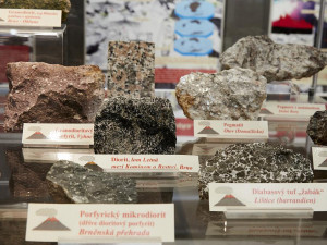 Návrat k dobám dávných sopek. Výstava představí výbušnou historii Moravy a Slezska