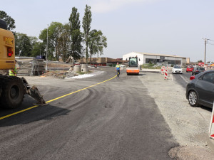 Na budovaném průtahu Přerovem začne stavba druhé poloviny kruhové křižovatky k Precheze