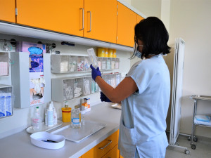 Pacienti v nejtěžším stavu se v Přerově dočkají lepší péče. Nemocnice modernizovala ARO
