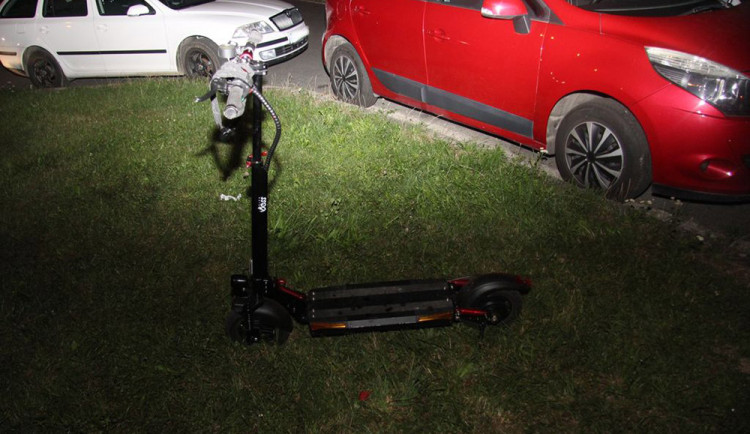 Jedenačtyřicetiletý muž ujížděl pod vlivem alkoholu policejní hlídce