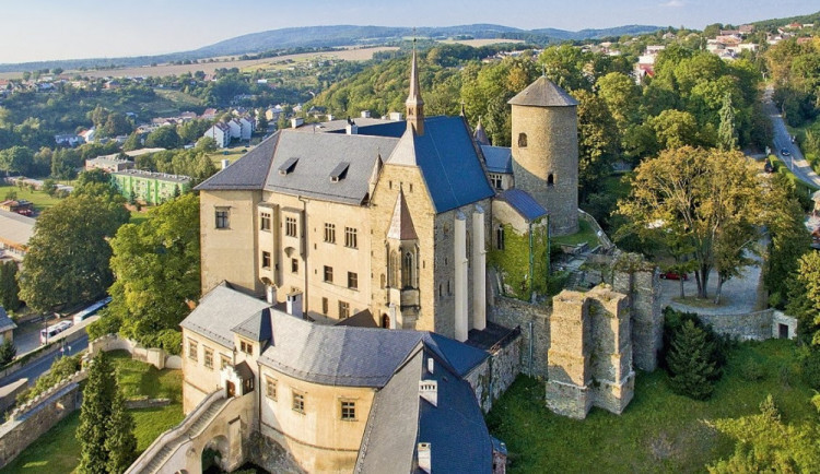 Šternberk má novou výpravnou publikaci. Mapuje sedmisetletou historii města a vyvrací některé mýty