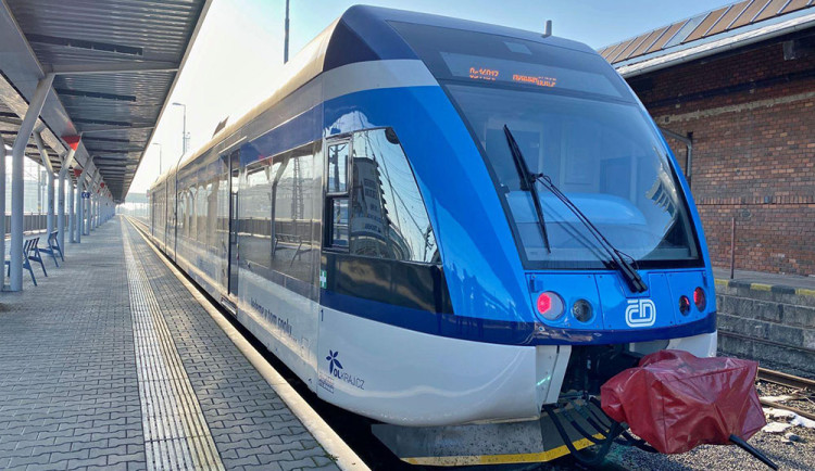 Zmodernizovaná jednotka Stadler pro Olomoucký kraj