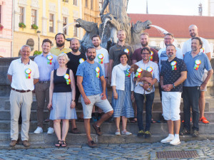 Nesmíme čekat, až lidé přijdou před radnici zadlužení a vymrzlí, říká Hanáčková