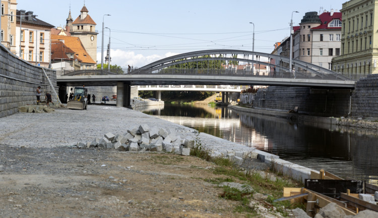 Veslaři, Ololoď, rybáři a šlapadla. Olomouc řeší řád na řece po dokončení stavby