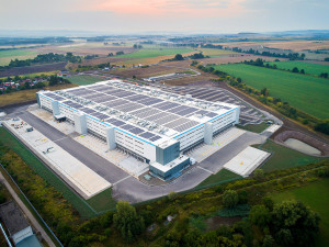 Stavba distribučního centra Amazonu u Kojetína je u konce. Přišlo na pět miliard