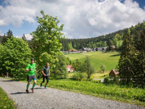 Tip na dámskou jízdu: užijte si víkend se cvičením i wellness v Beskydech
