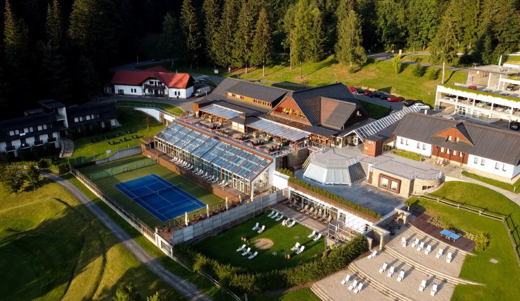 Tip na dámskou jízdu: užijte si víkend se cvičením i wellness v Beskydech