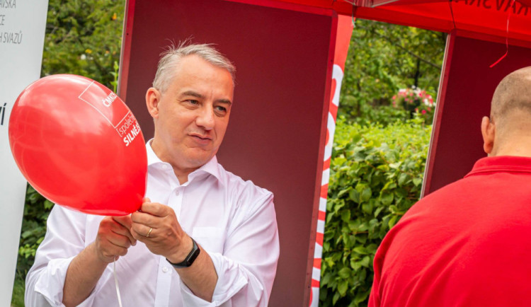 size4-1664860423979-152-vetsina-uchazecu-o-hrad-by-po-zvoleni-chtela-dal-bydlet-doma