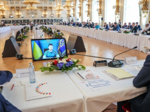 Pražský summit potvrdil absolutní izolaci Ruska