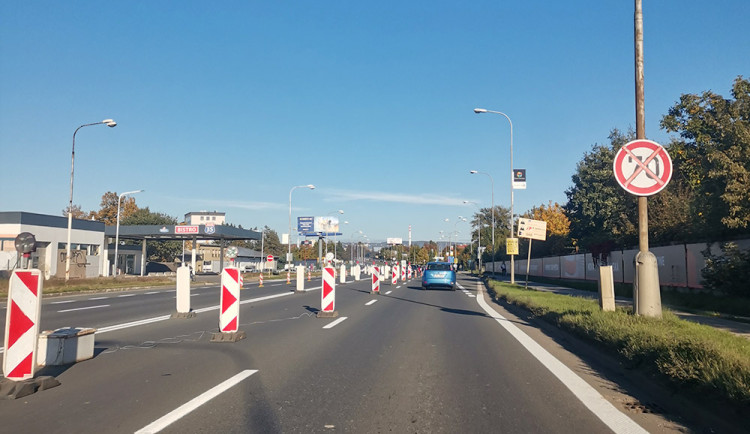 Pozor na kolony. V Olomouci začaly opravy kilometrového úseku estakády
