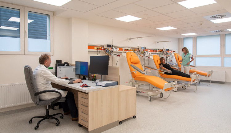 Kardiologie v olomoucké fakultní nemocnici získala nové prostory. Stacionář umožní zkrácení hospitalizace