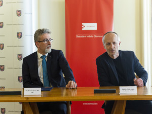 ANO podepsalo koaliční smlouvu s Piráty, ProOlomouc a spOLečně. V radě bude sedm nováčků