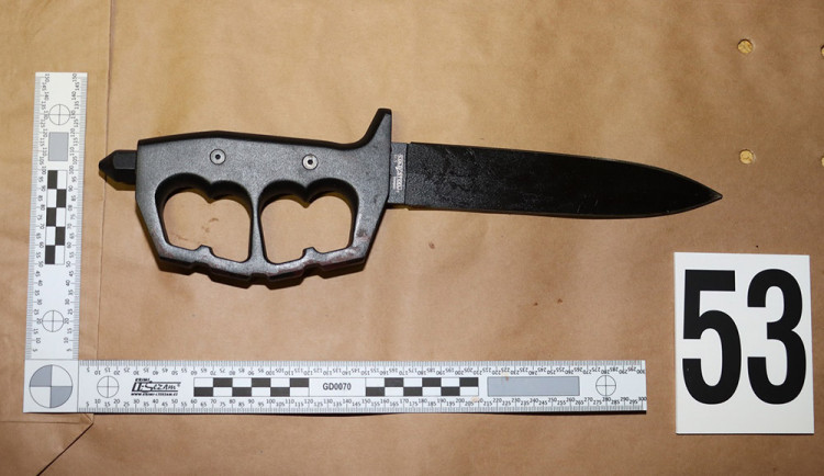 size3-16516914943387-124-pohreb-obeti-trojnasobne-vrazdy-z-kostelce-na-hane-bude-v-patek-v-uzkem-rodinnem-kruhu