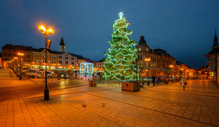 Vánočně nazdobené náměstí T. G. Masaryka v Přerově