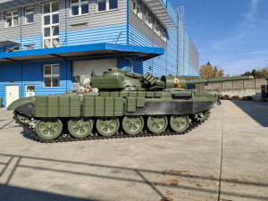 Ze Šternberka vyrazil na Ukrajinu tank Tomáš. Češi se na něj složili ve sbírce