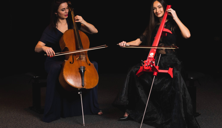 Přerovská firma tiskne violoncella na 3D tiskárně. Na unikátní nástroj hrají hudebníci z celého světa