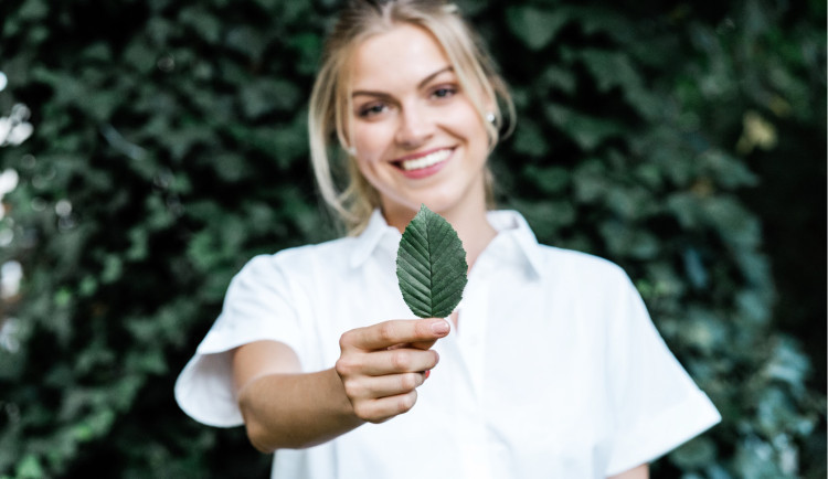 size3-16667037971767-139-obleceni-nakupujte-jen-malo-rika-majitel-dressibly-a-popularizator-udrzitelne-spotreby-v-mode