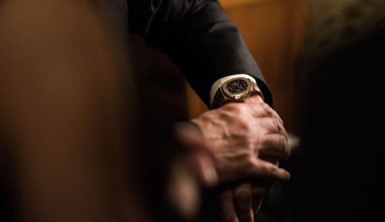 Změna času je tu, pospíme si déle