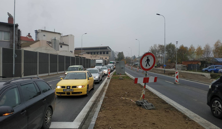FOTOGALERIE: Přerov se dočkal, dopravu zrychlí průpich. Zároveň však skončil zákaz vjezdu kamionů