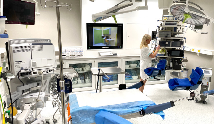 Přerovská nemocnice pořídila nové chirurgické přístroje. Pomohou i odhalit rakovinu