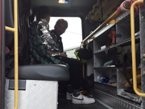 Naštěstí tam byl klacek, kterého se držel, popisují dva sedmáci z Uničova záchranu kamaráda z jímky