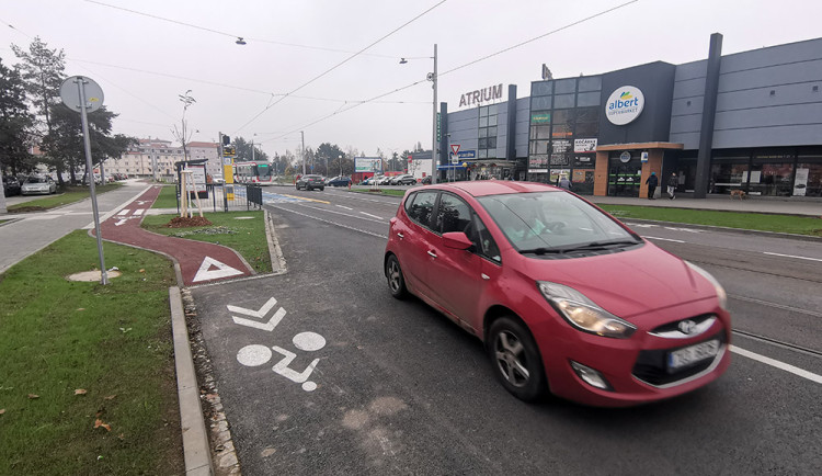 Půlmiliardová přestavba s rezervami. Značení pro cyklisty je na Zikově nebezpečné, míní koordinátor BESIPu