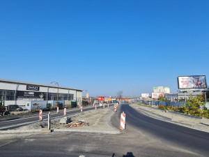 Zdržení v Přerově. Na okružní křižovatce na průtahu městem budou stavbaři pokládat asfalt