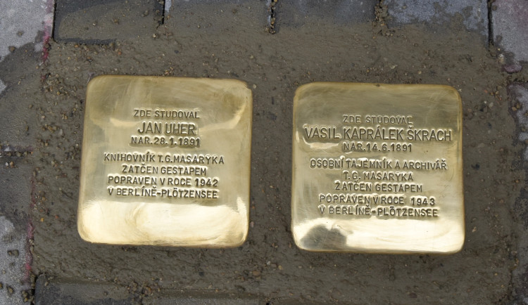 KAMENY ZMIZELÝCH: Jana Uhra a Vasila Škracha se komunistický režim pokusil vymazat z historie