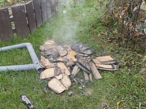 Požár části mobilního domu v Bělkovicích-Lašťanech vznikl od krbu