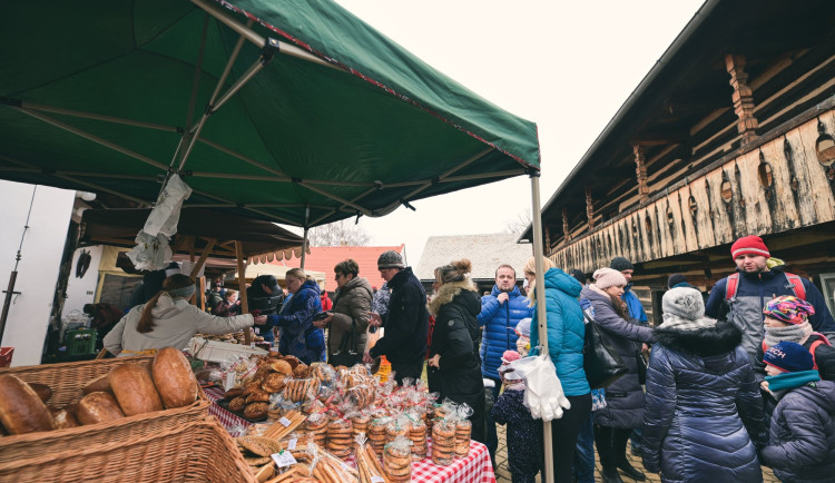 Vánočně naladit se můžete zítra na Šrámkově statku