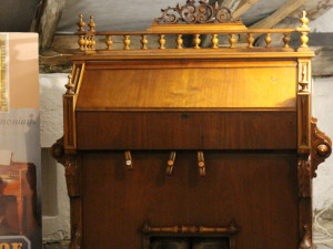 Prostějov má první soukromou expozici harmonií. Představuje tři desítky unikátních nástrojů