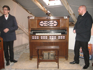 Prostějov má první soukromou expozici harmonií. Představuje tři desítky unikátních nástrojů