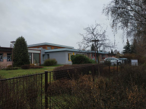 Mateřská školka v Čechovicích se rozpadá, zlobí se rodiče. Připravujeme opravy, uklidňuje město