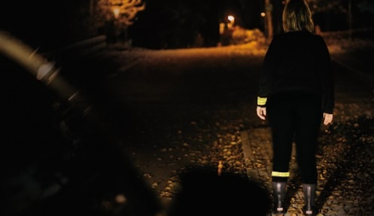 size3-16703184799152-103-snizena-viditelnost-v-obcich-muze-ohrozit-chodce-cim-vic-jsou-videt-tim-lepe