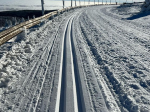 Do Jeseníků vyrazili první běžkaři, na vrcholcích hor leží do 20 centimetrů sněhu