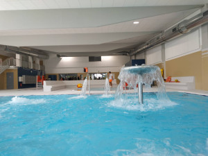 Ve Šternberku se otevřelo moderní akvacentrum s wellness. Město nakonec 200 milionů zaplatilo samo, nelituje