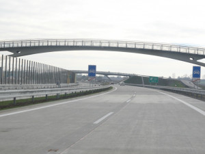 Silničáři pospíšili s výkupy pozemků pro západní obchvat Olomouce. Úleva by mohla přijít o několik měsíců dřív