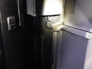 Čtyři jednotky hasičů likvidovaly požár trafostanice v Rokytnici. Škoda je pět milionů