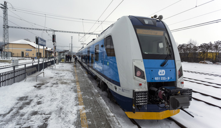 Posun ke komfortnější jízdě: první RegioPantery brázdí Olomoucký kraj, příští rok dorazí vlaky za miliardy