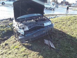 Na Štědrý den hasiči likvidovali požár kuchyně v Tučíně. V Drahotuších auto narazilo do domu