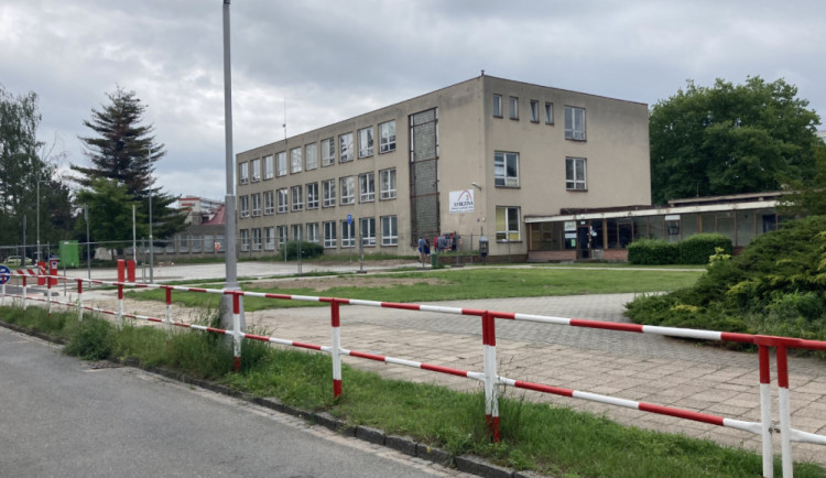 Hradecká Střezina otvírá nový výtvarný pavilon, teď jsou na řadě tanečníci