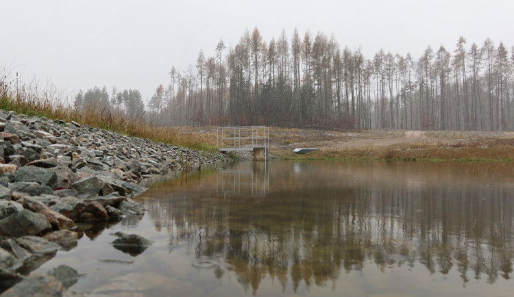 Vodní nádrž Holanda nedaleko obce Studnice
