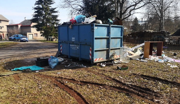 Kvůli nekázni ruší Trutnov velkokapacitní kontejnery na odpad