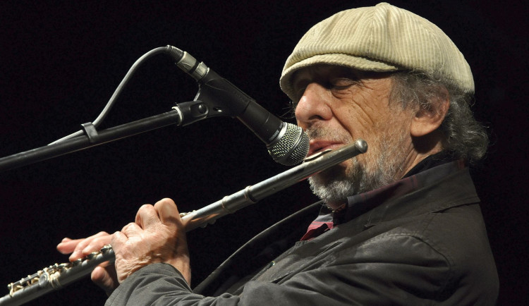 V hradecké Filharmonii diváci pomůžou dobré věci a zabaví se i děti